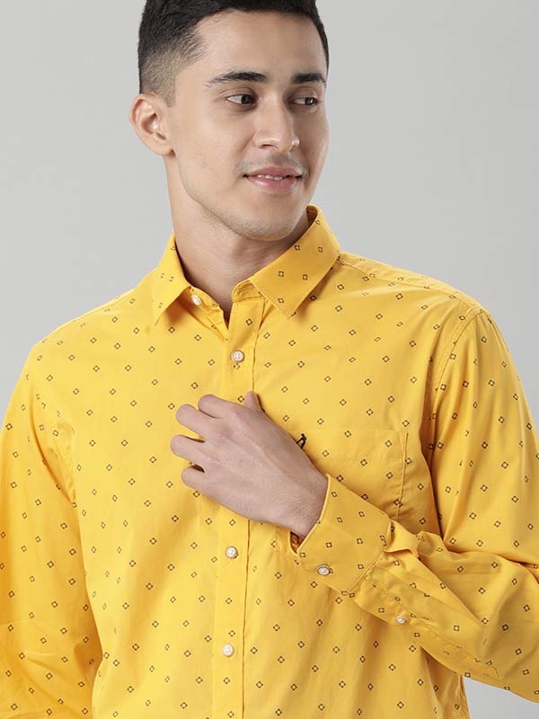 Indian Terrain Men All Over Print Yellow Shirt